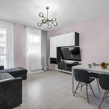 Warsaw Apartments - Parking, Quiet Neighbourhood - By Rentujemy Екстер'єр фото